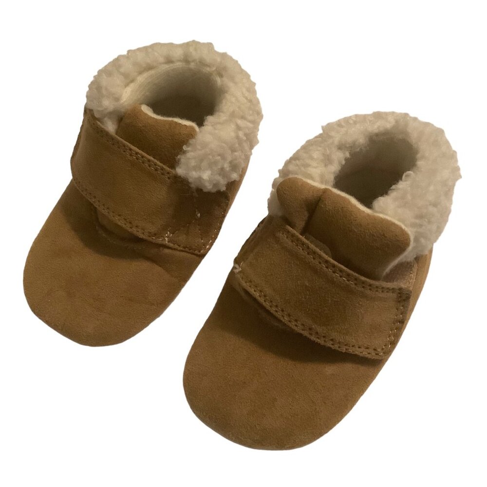 Carter's Baby Toddler Moccasins Shoes Boy 6-12 mo. Faux Suede Hook‎ Loop Close